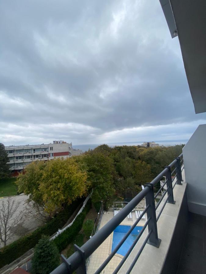 Danita Apartments & Diva Restaurant Bbq&Pool Bar Варна Экстерьер фото