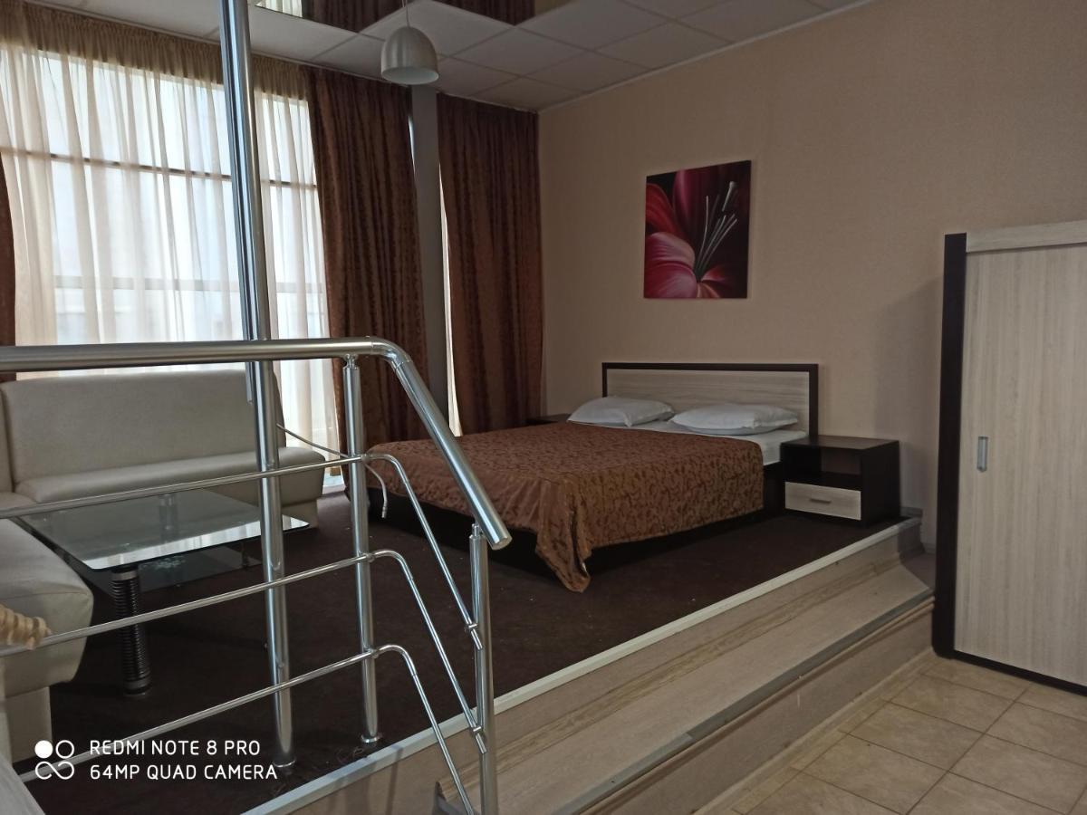 Danita Apartments & Diva Restaurant Bbq&Pool Bar Варна Экстерьер фото