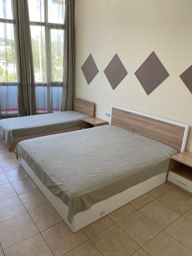 Danita Apartments & Diva Restaurant Bbq&Pool Bar Варна Экстерьер фото